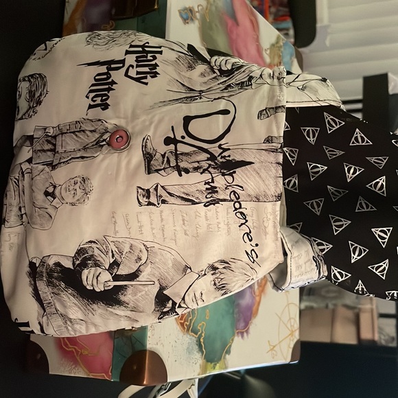 Harry Potter DUMBLEDORE’S Army and Deathly Hallows mini satchel bag, for women - Picture 11 of 12